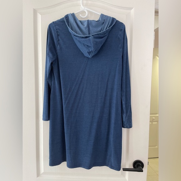 Cute Long Top - Picture 2 of 4